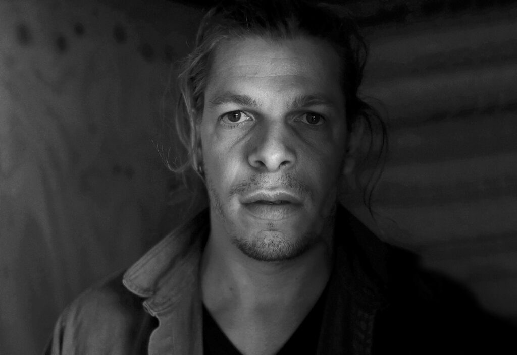 亚历克斯·马约利 | Alex Majoli