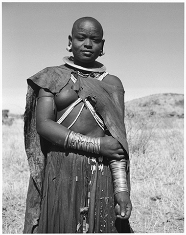 Hector Acebes: Portraits in Africa, 1948–1953 sample 3