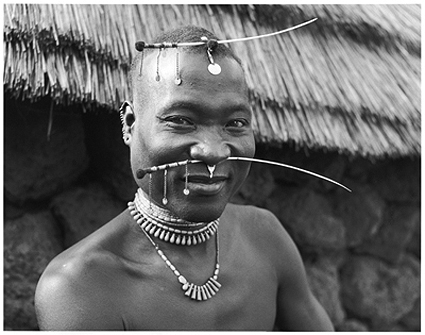 Hector Acebes: Portraits in Africa, 1948–1953 sample 21