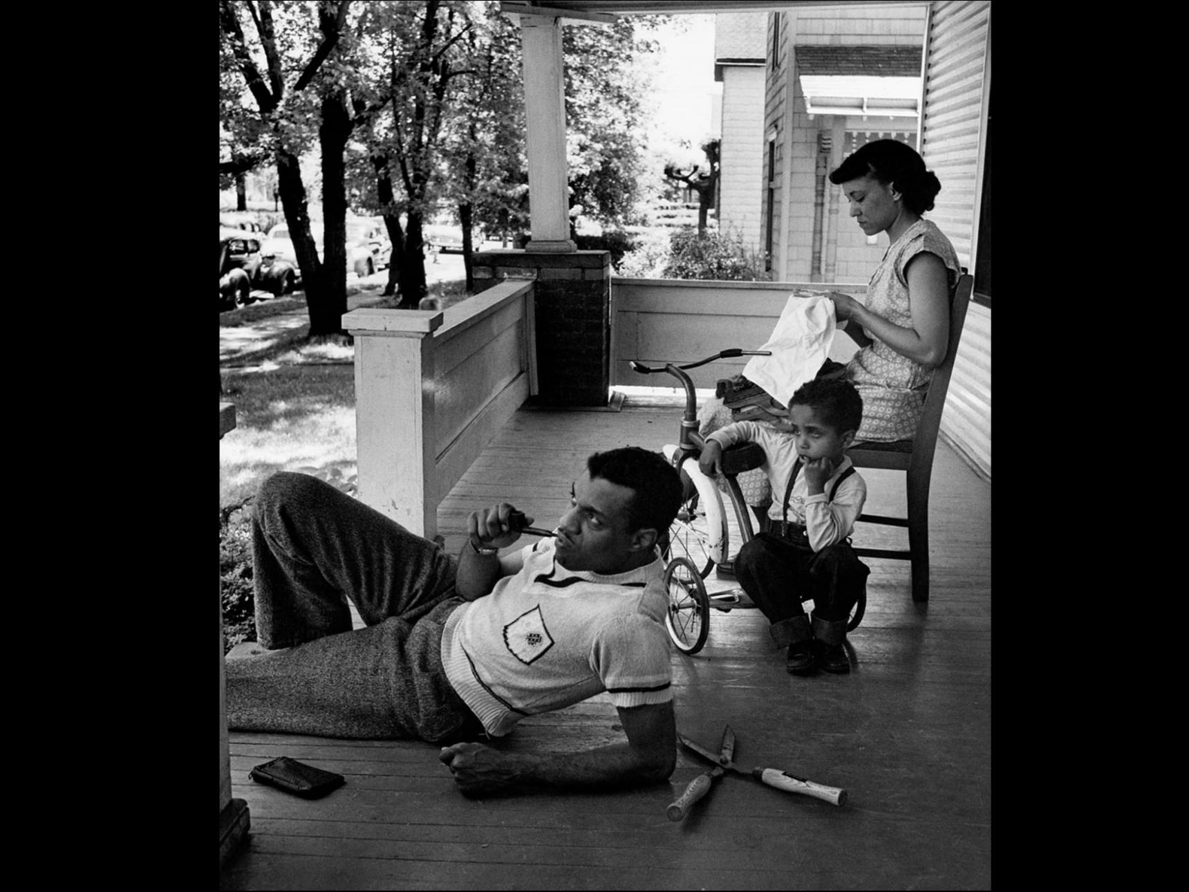Gordon Parks: Back to Fort Scott sample 1