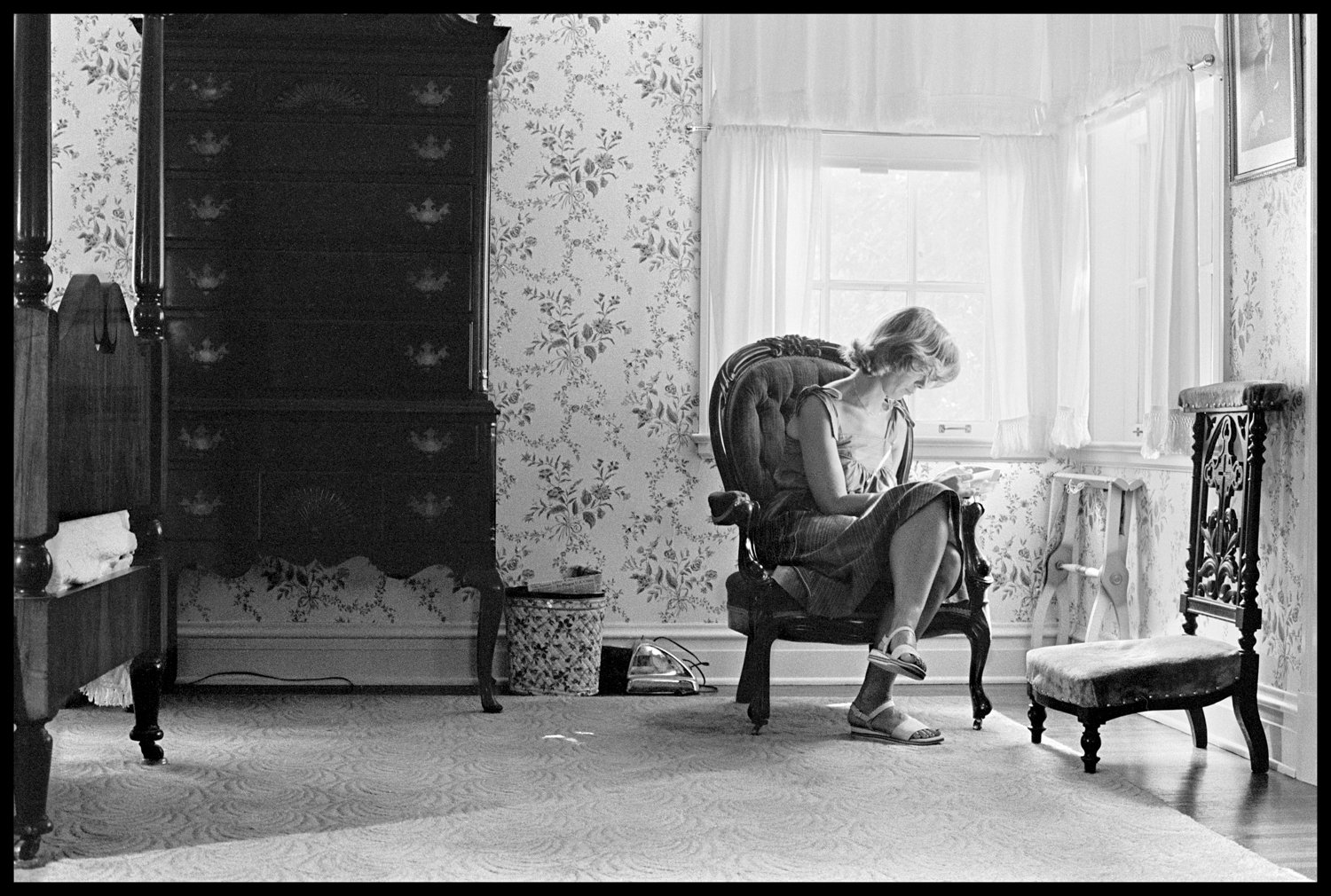 13_June+Reading+by+Window