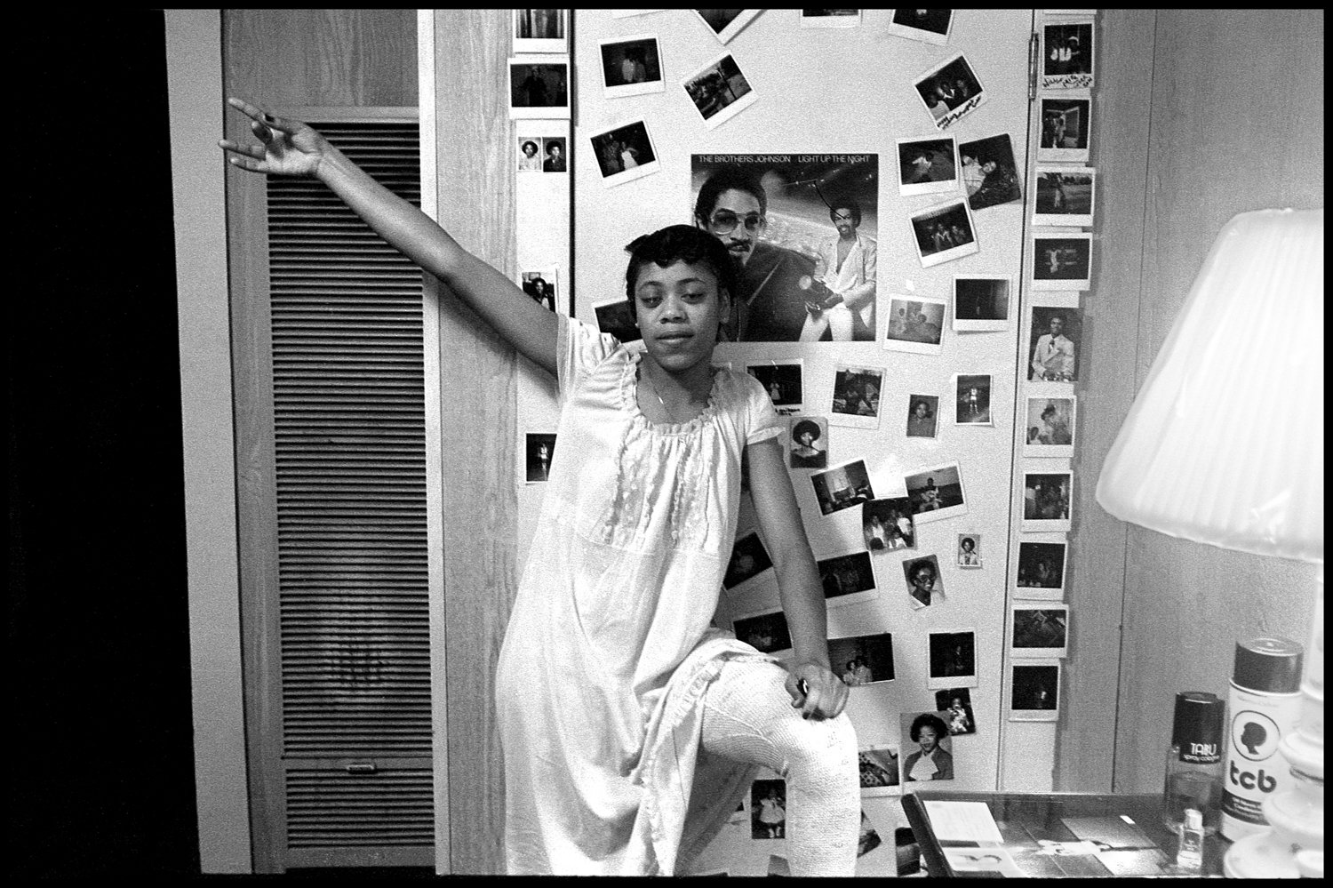 14_Cheryl+with+Polaroids