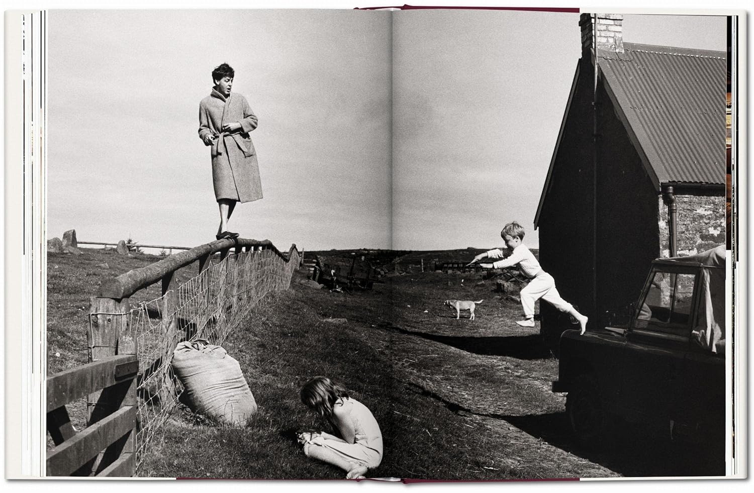 Linda McCartney. Life in Photographs sample 9