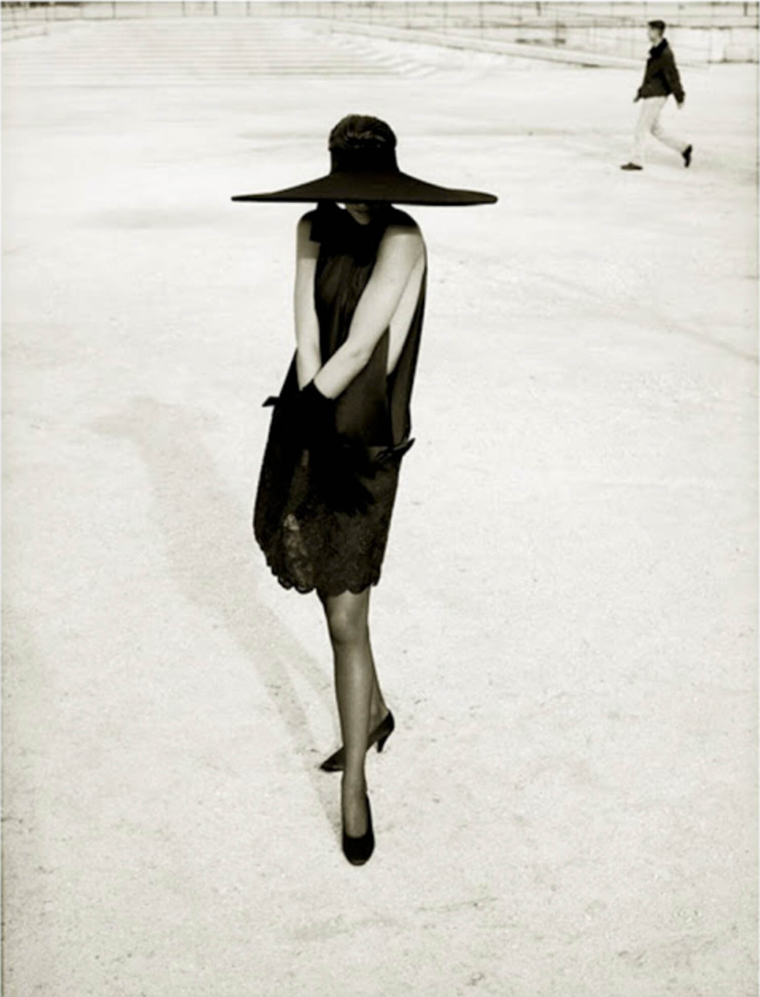 UFO: Unified Fashion Objectives sample 3