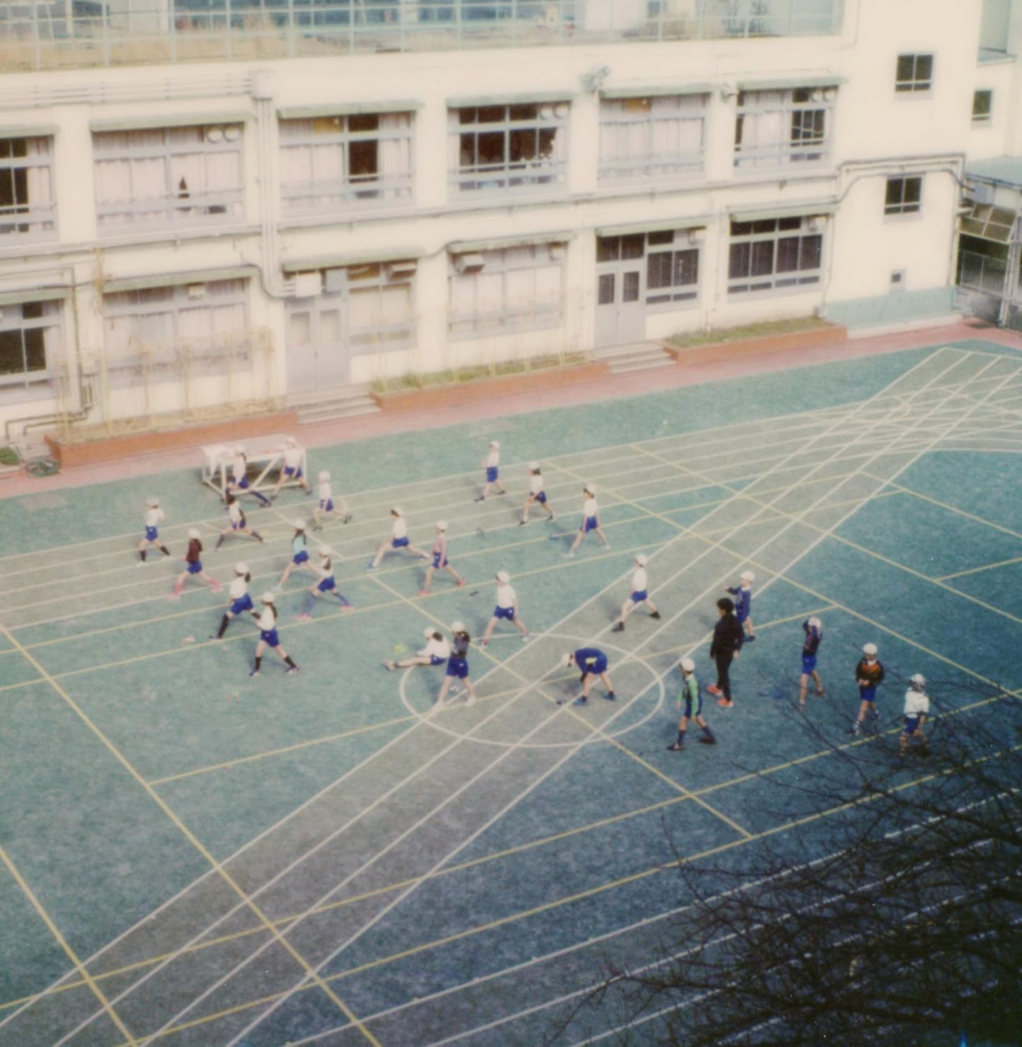 The Town You Live In｜你所居住的城镇 内页 12