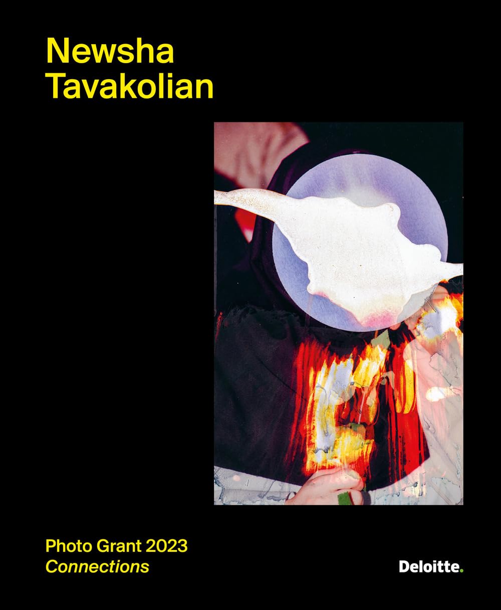 Newsha Tavakolian: Photo Grant 2023. Connections｜纽莎·塔瓦科连：2023摄影大奖·连接