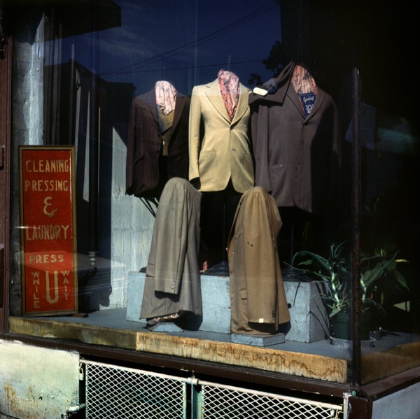 Tailor_s_Vitrine_1V